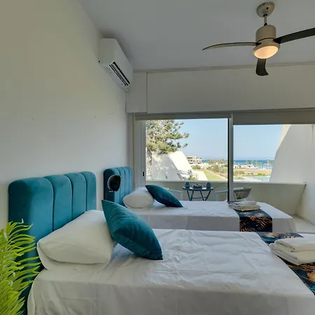 Seafront 2bd Duplex With Stunning Sea Views & Pool Voroklini