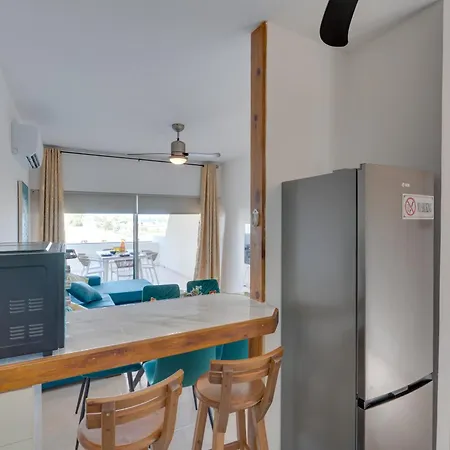 Seafront 2bd Duplex With Stunning Sea Views & Pool Voroklini