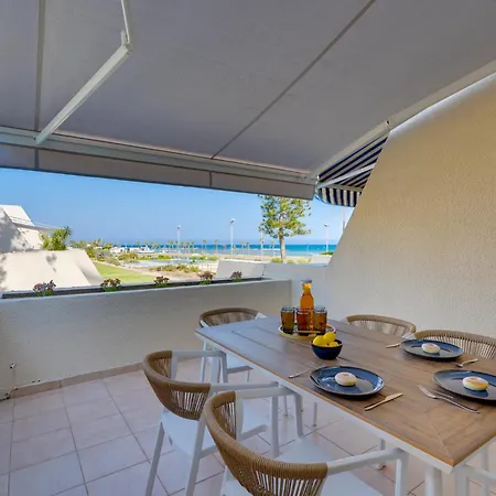 Seafront 2bd Duplex With Stunning Sea Views & Pool Apartment