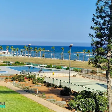 דירה Seafront 2bd Duplex With Stunning Sea Views & Pool בורוקליני