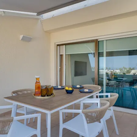 דירה Seafront 2bd Duplex With Stunning Sea Views & Pool *